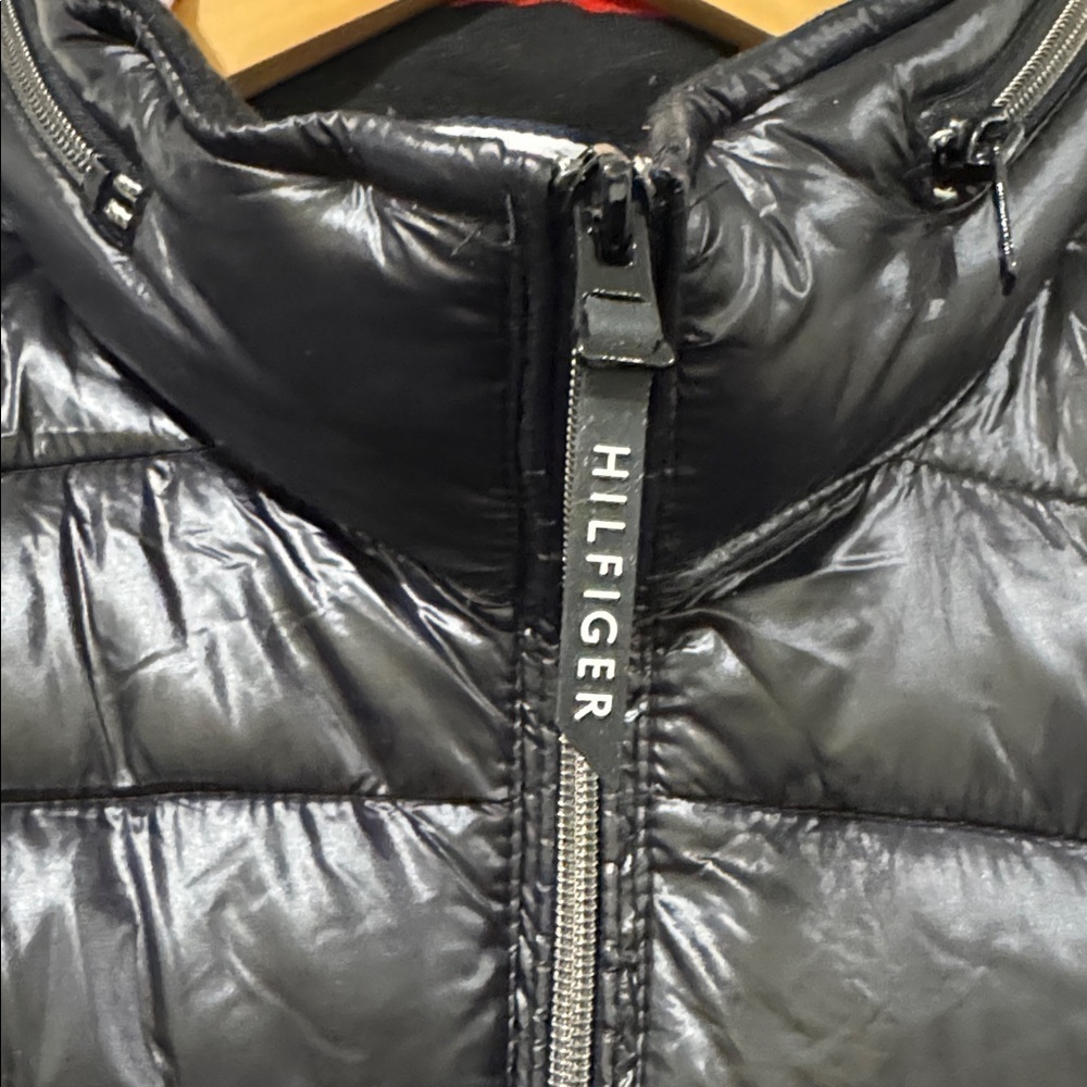 NWT Tommy Hilfiger Black Zip Up Puffer Jacket Size Large - Picture 8 of 11